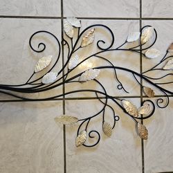 Wall Hanging Metal with Leaves