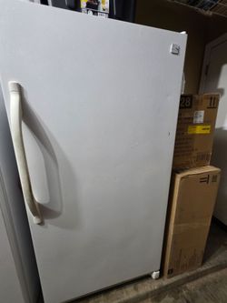 Kenmore freezerless refrigerator