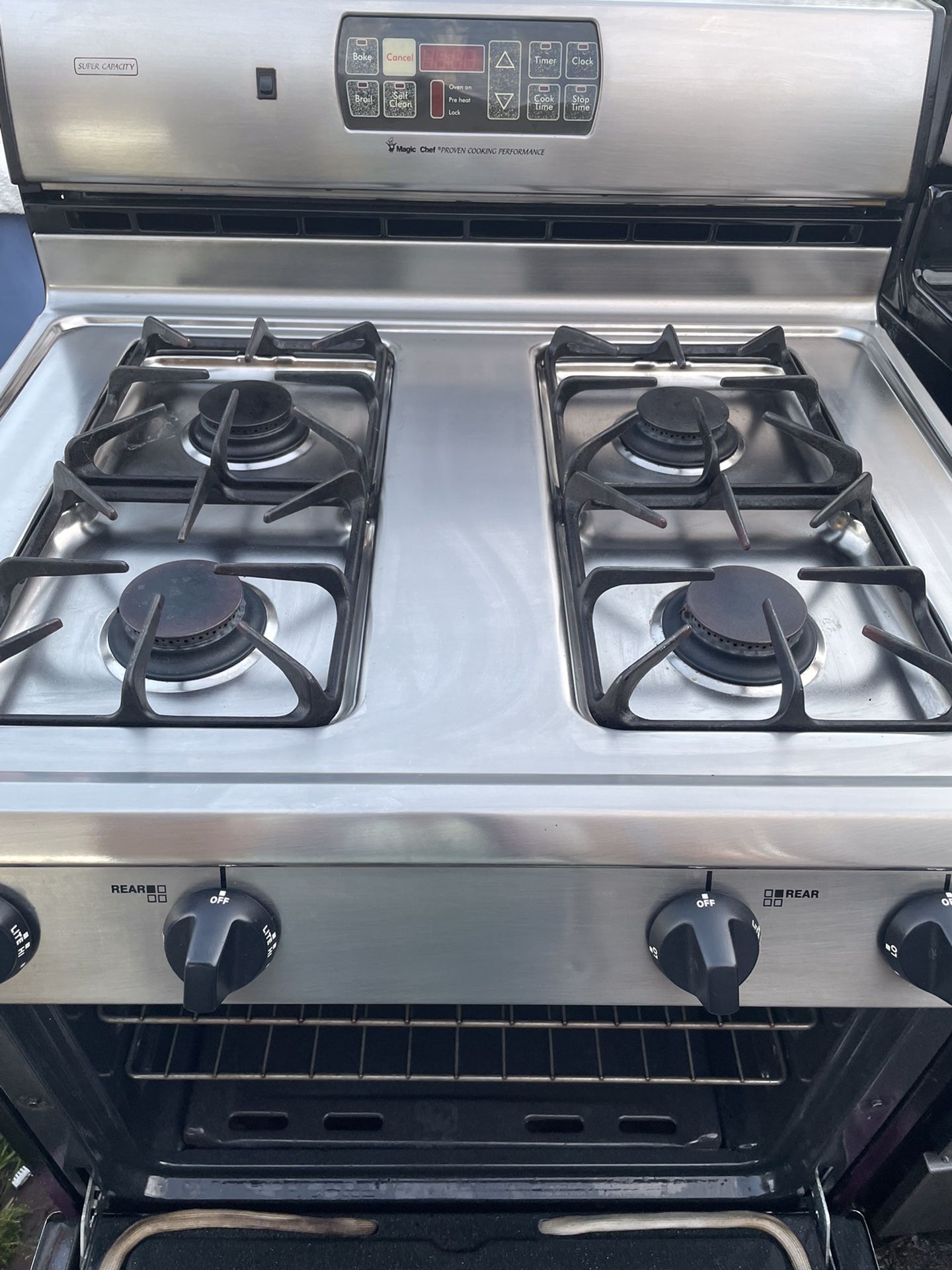 Magic Chef Gas Stove
