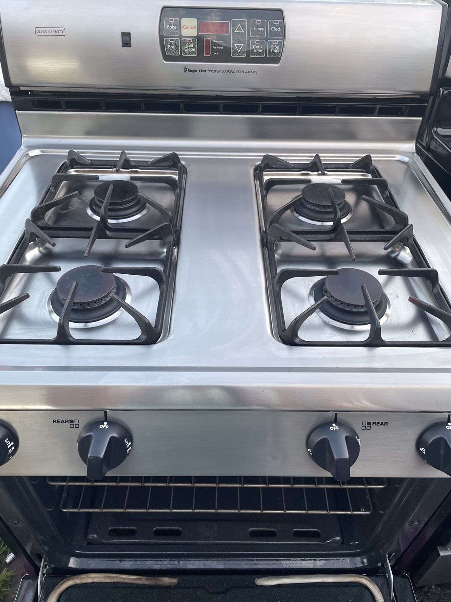 Magic Chef Gas Stove 