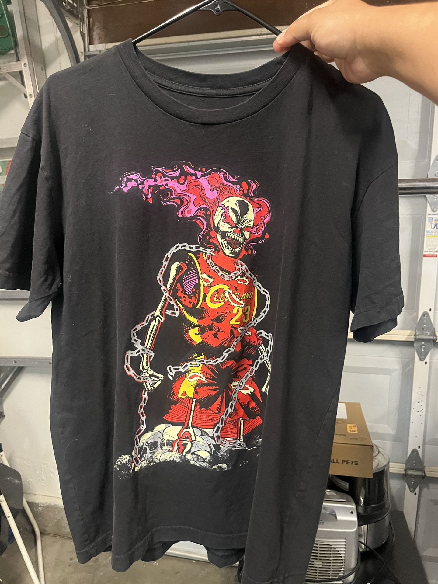 Super Rare LeBron James Cleveland Cavaliers Vintage Shirt