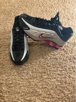 Girls Nike Shox Grade School Size 4.5