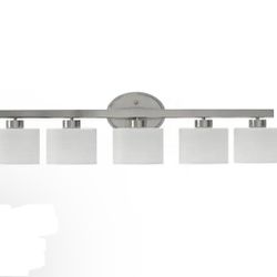 BATHROOM LIGHT 