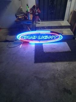Bud Light Neon Bar Light