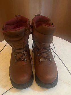 Men’s size 9.5 Cabela’s Iron Ridge Tex Insulated Hunting Boots