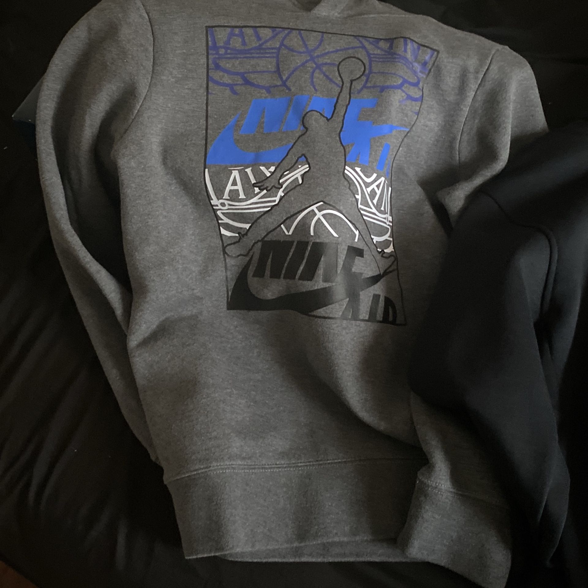 3 Nike Hoodies