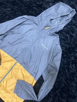 Columbia Center Ridge Windbreaker. Mens Large
