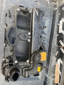 OEM BMW N20 Valve Cover + Oil Pan — Used