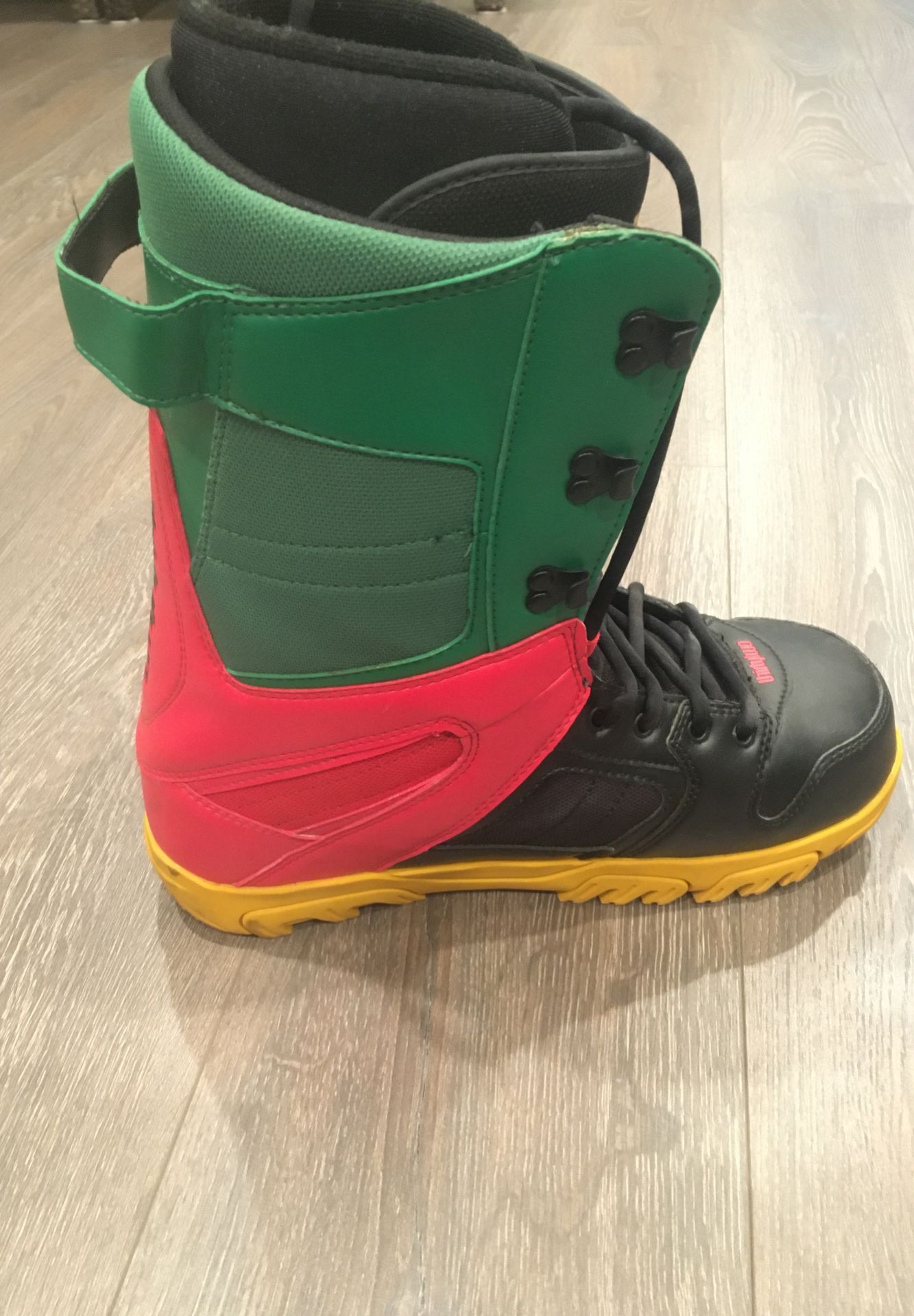 ThirtyTwo Snowboarding Boots