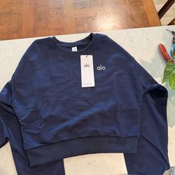 Alo Sweatshirt Cropped/ Shorts