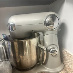 Cuisinart Mixer