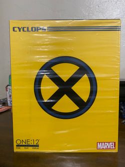 Mezco One:12 - Cyclops