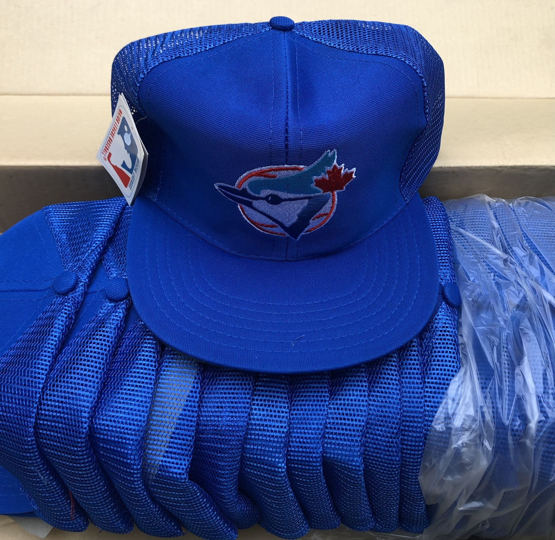 23 snapback blue jays hats. New with tags original MLB merchandise. Have them for $20 each or if you take them all i can do $250 for all 23 hats