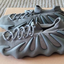 Mens Adidas Yeezy 450 (Size 10)