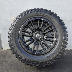 20" Fuel Rebel w- 35x12.50R20 Cooper STT Pro