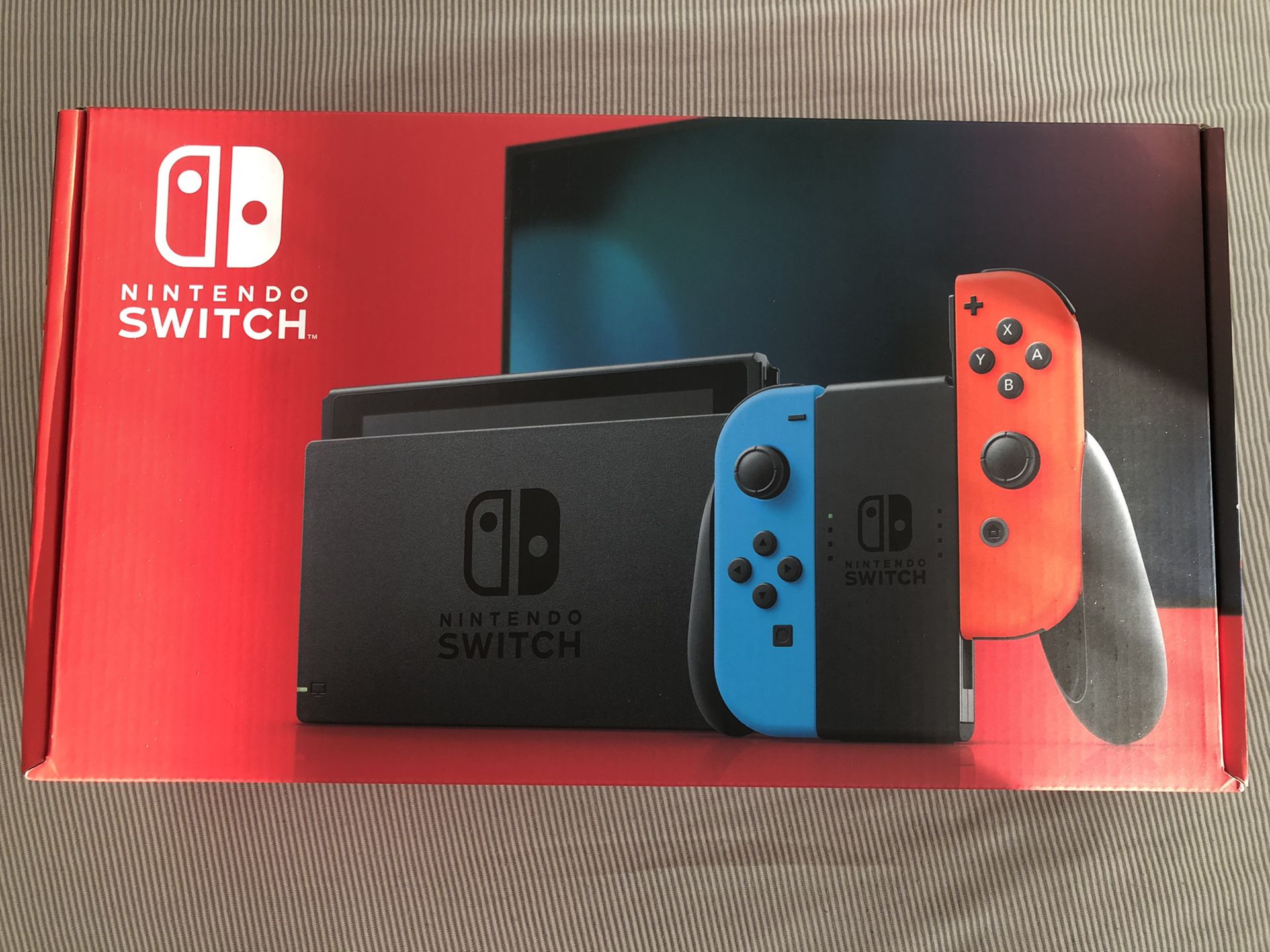 Nintendo Switch - Neon Blue & Neon Red