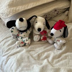 Hallmark special edition, Snoopy dolls, 8 inches, brand new Christmas, Valentine’s Day, and baseball