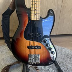 Fender Deluxe Active Jazz Bass