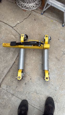 Daytona wheel positioning dolly