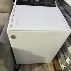 Like New Whirlpool 5.3 Cu Ft Washer Only- Delivery Available 