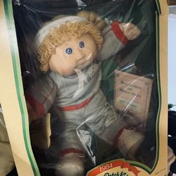 Cabbage Patch Doll  Collectible 
