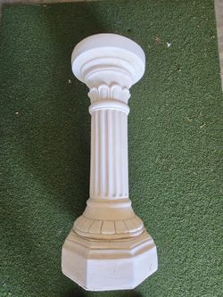 Fluted Column Pedestal