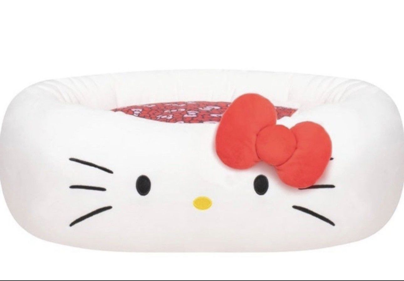 Hello Kitty Pet Bed