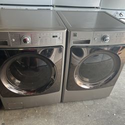 Kenmore Washe And Kenmore Eléctric Dryer 