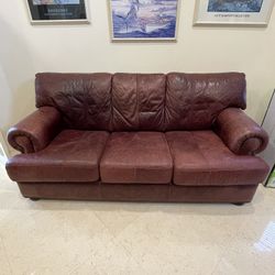 Leather Couch And Very Good Condition Burgundy