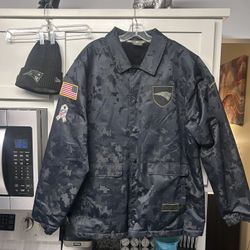 NFL New England Patriots Salute To Service Black Satin Jacket 2XL Skull Cap