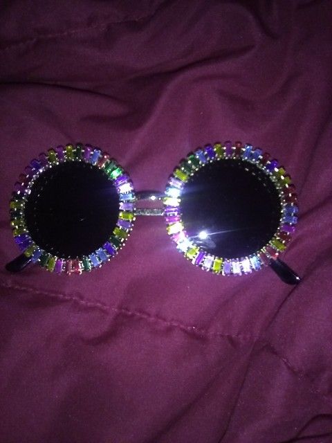 Retro Multi Color Stone Sunglasses