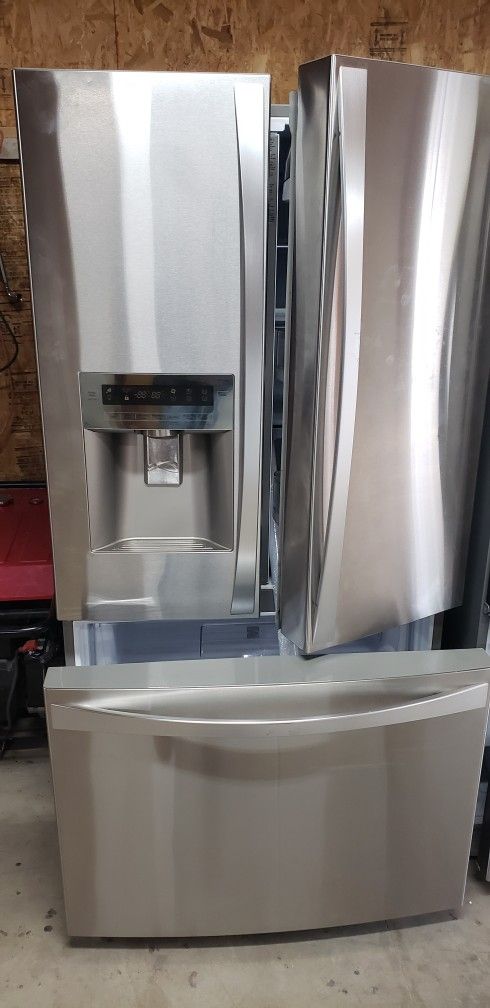 REFRIGERATOR