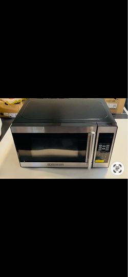 Black+Decker Stainless Steel Countertop Microwave