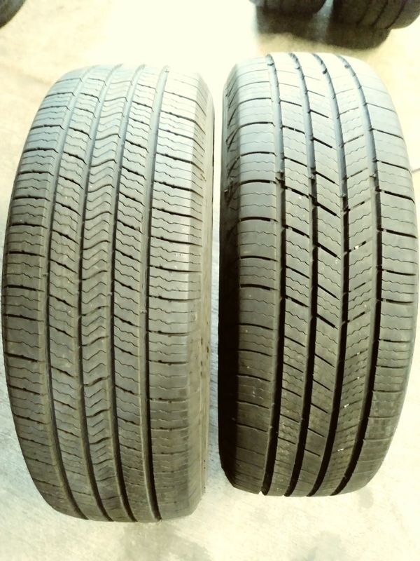 4 used tires llantas usadas 195/65/15 Michelín for Sale in Houston, TX