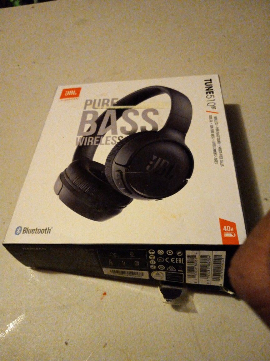 JBL TUNE510BT WIRELESS HEADPHONES