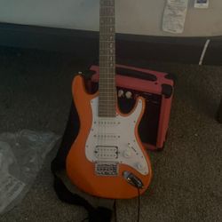 Selling Electric Guitar  And Amp Comes With It And It Works Good And Everything 