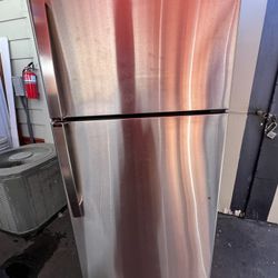 GE Refrigerator 