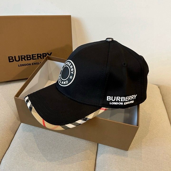 BURBERRY baseball cap 👒