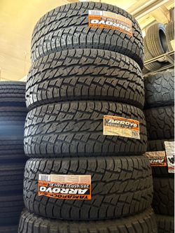 285/45/22 Vendo set de Tires nuevas con 50.000 millas de garantía