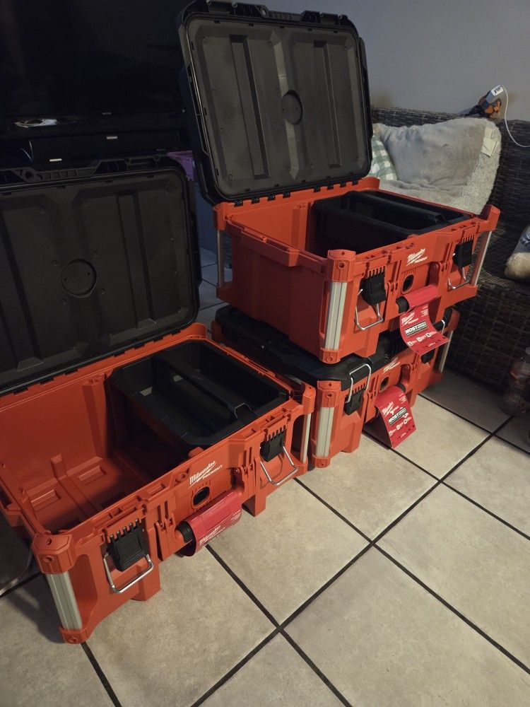 Vendo 3 Cajas Para Herramienta $200 Firmes