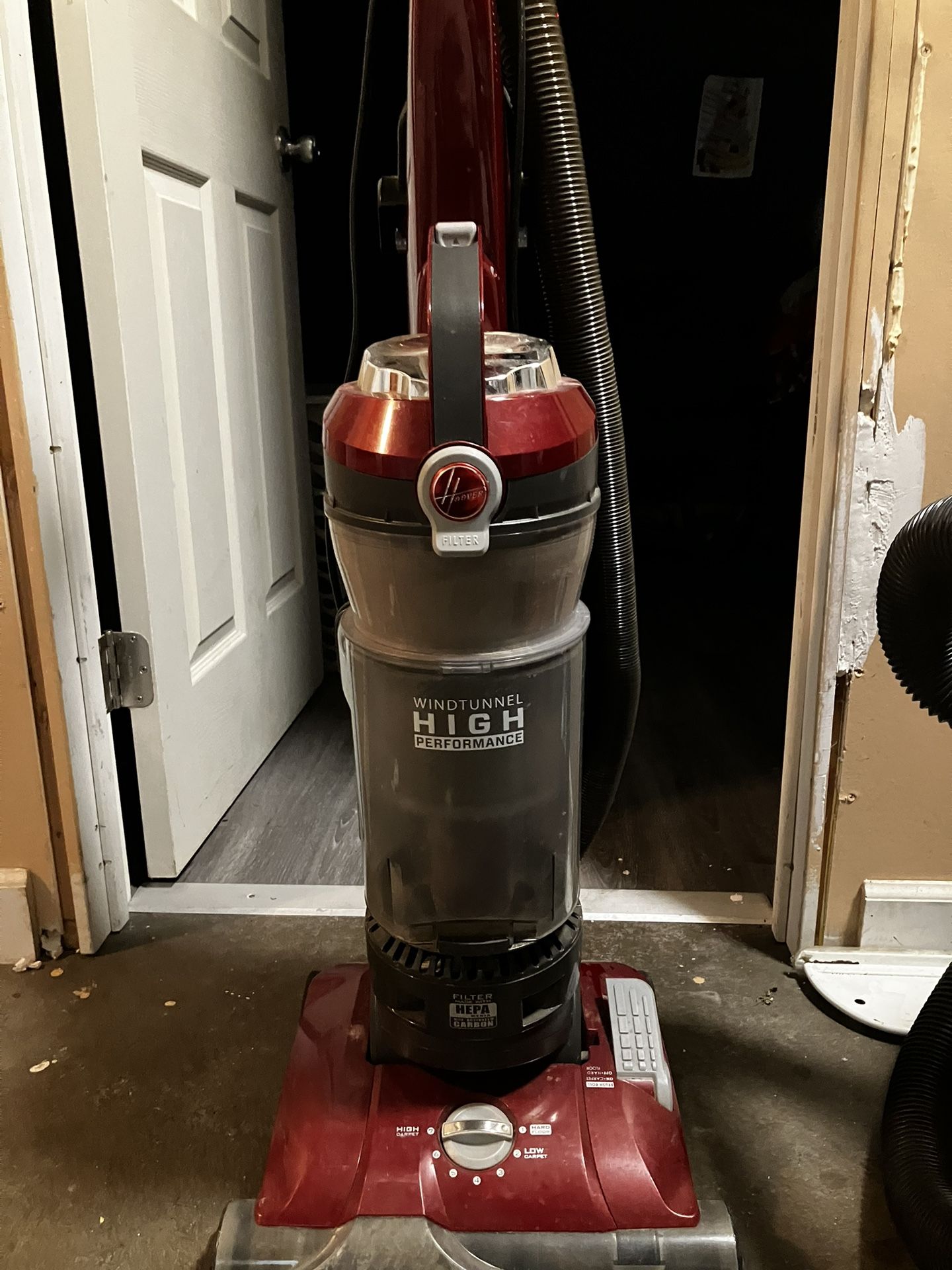 Hoover Wind tunnel Vacuum