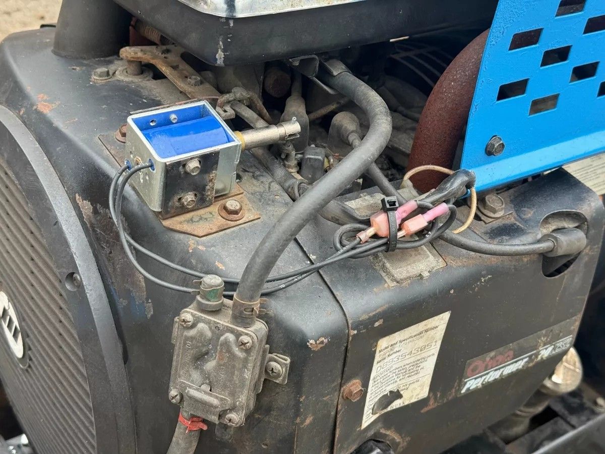 Miller Bobcat 259 Welding Machine