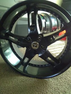 GwG all black rims for sale 22 inch im askin 700 with out tire got to go sap (contact info hidden) ask for red