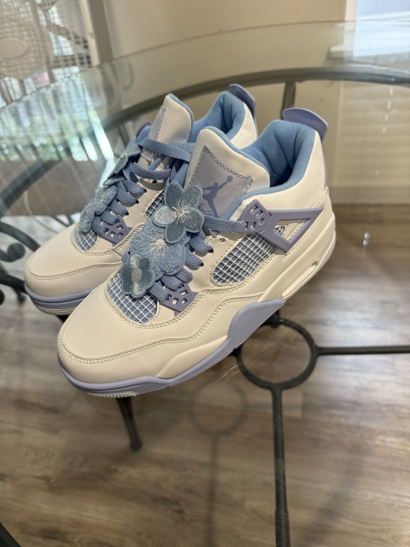 Air Jordan Retro 4 Forget Me Not