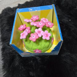 Melissa And Doug Pretty Petals Sprinler