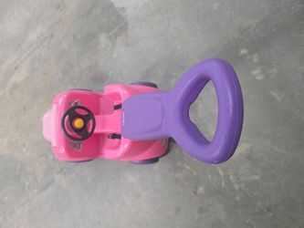 Kids push car