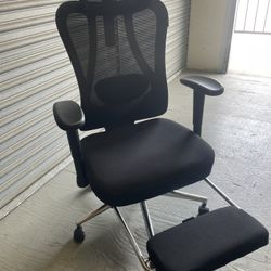 HBADA P5 Ergonomic Office Chair – Brand New