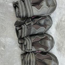 NEW PITPET WATER PROOF BOOTIES