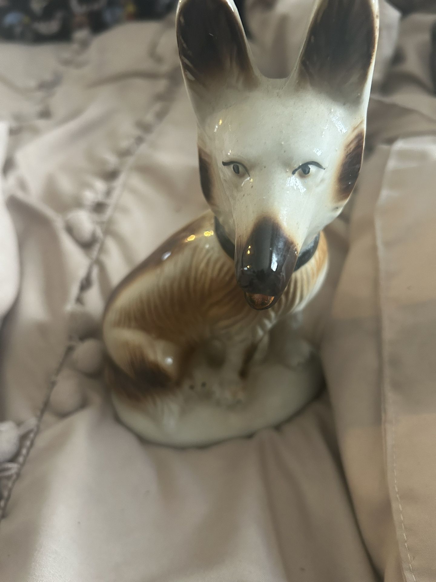 Vintage porcelain of a German Shepherd