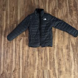 The North Face Girls’ Fully Reversible Jacket – Black (Size Medium 